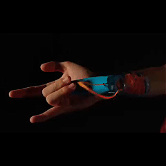 💟💟NAVODILO® Glow String Launcher——Unleash your inner hero with every glowing launch. (upsell)