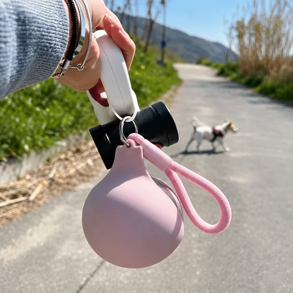 Navozilo® Portable Dog Water Bottle – Leak-Proof Travel Bottle with Bowl